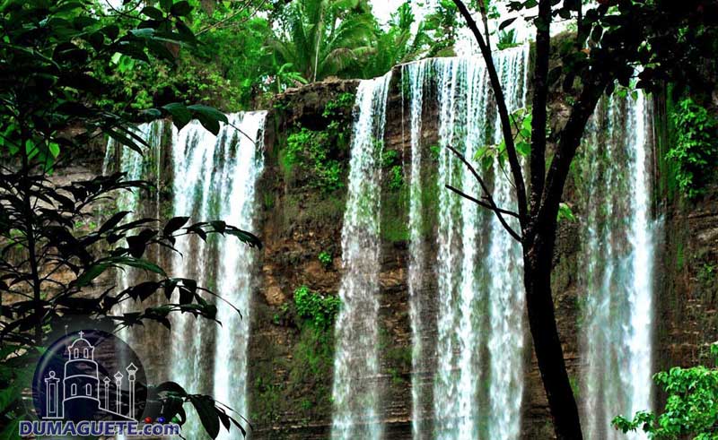 Niludhan Falls in Bayawan