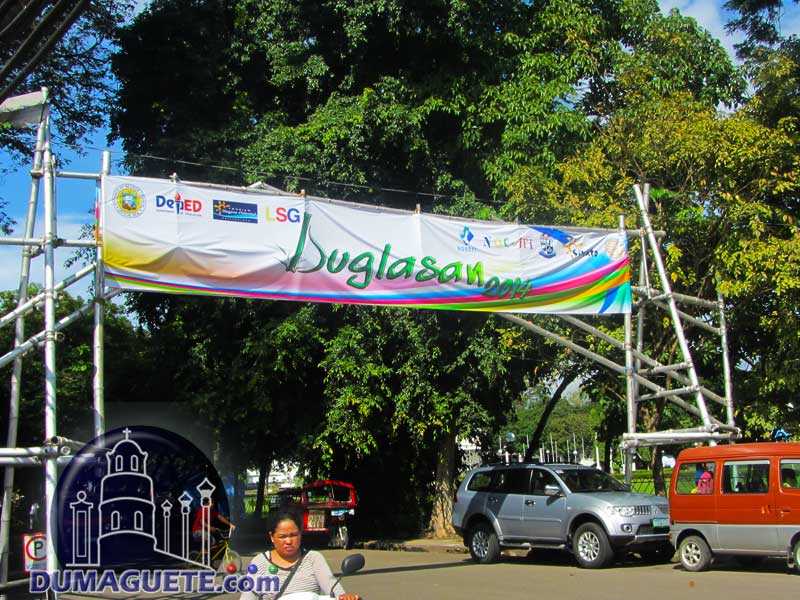 Buglasan 2014 - Booth Construction