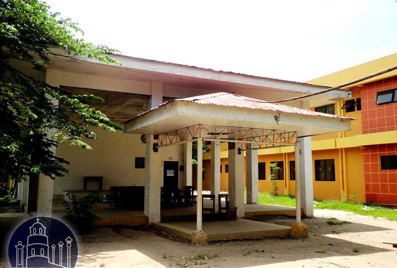 Taclobo High School