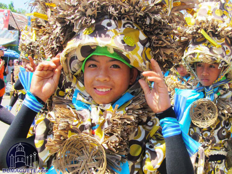 The Pasayaw Festival is one of the most celebrated festivals in the city of Canlaon, Negros Oriental. This festival parades 12 contingents from the 12 different barangay