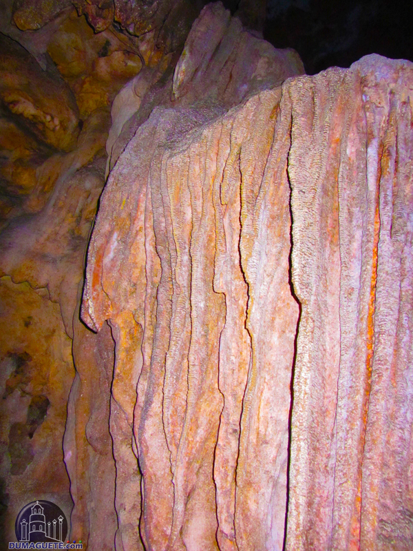 Vallehermoso Maglahos-Cave inside01