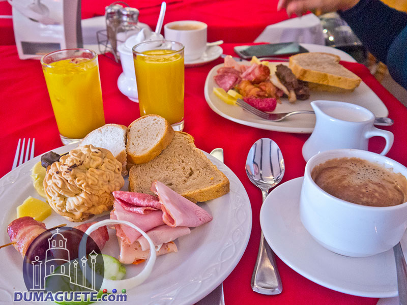 Why Not - Le Chalet - Sunday Breakfast Buffet