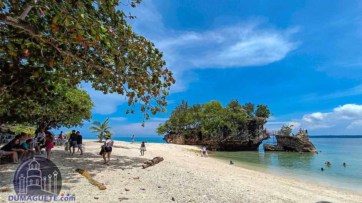 Salagdoong Beach Siquijor Selfie Spot